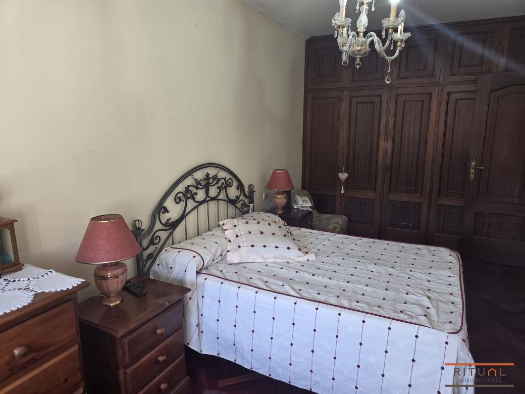 CASA CON SOLAR A LA VENTA PRÓXIMA A LA PLAYA