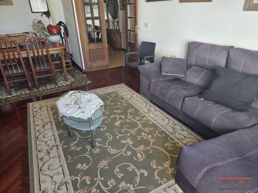 CASA CON SOLAR A LA VENTA PRÓXIMA A LA PLAYA