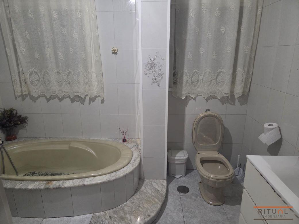 CASA CON SOLAR A LA VENTA PRÓXIMA A LA PLAYA