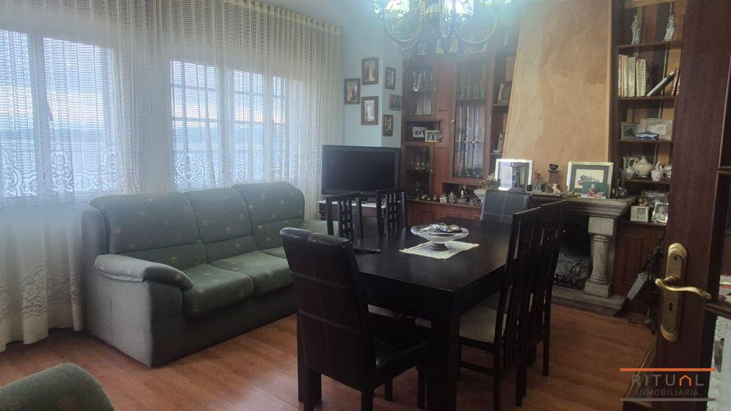 PISO A LA VENTA CON VISTAS AL MAR