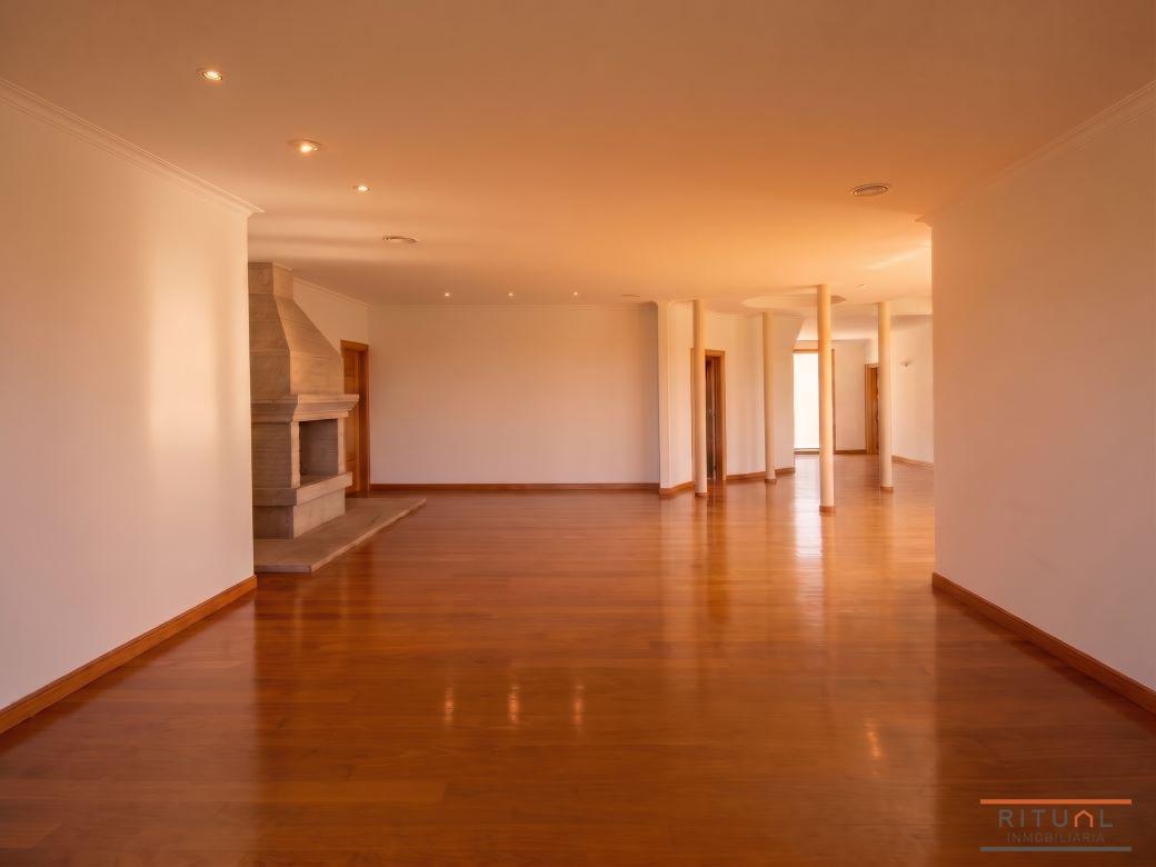 EXCEPCIONAL VIVIENDA A LA VENTA