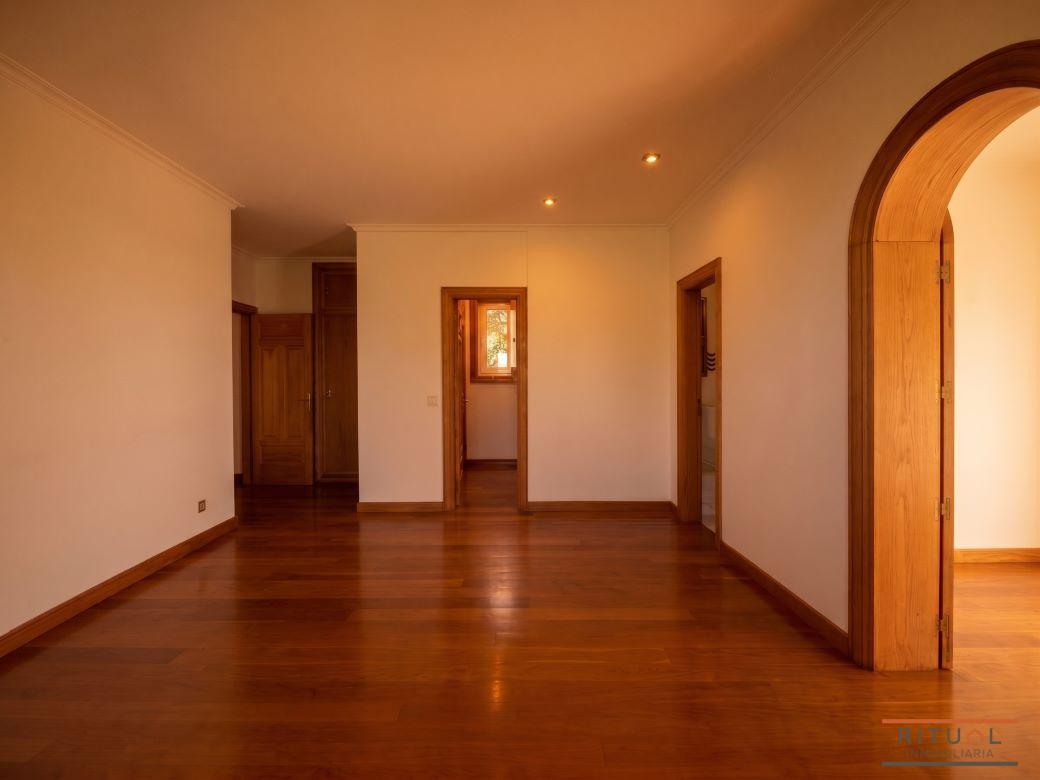 EXCEPCIONAL VIVIENDA A LA VENTA
