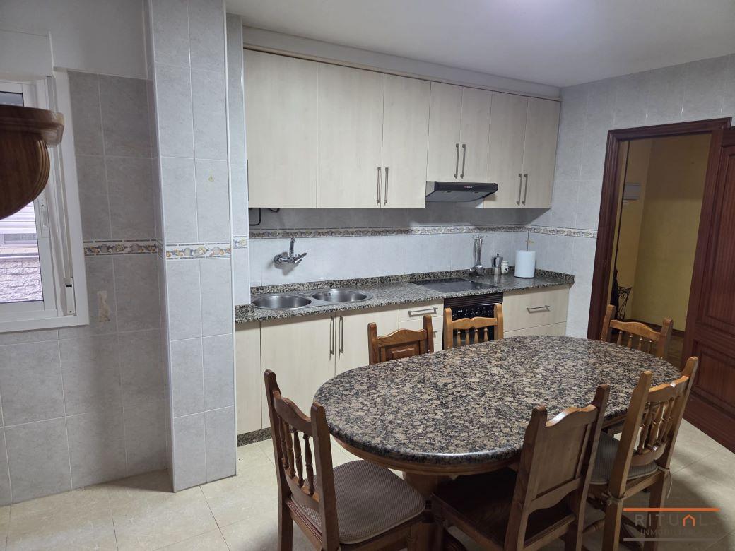 VIVIENDA DE CUATRO DORMITORIOS