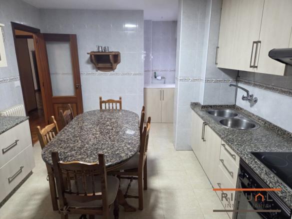 VIVIENDA DE CUATRO DORMITORIOS