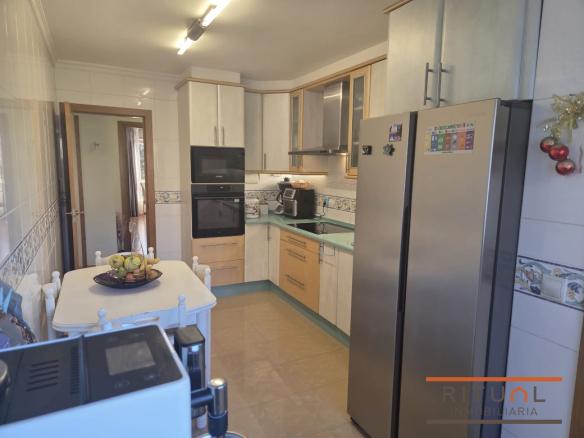 EXCELENTE VIVIENDA A LA VENTA