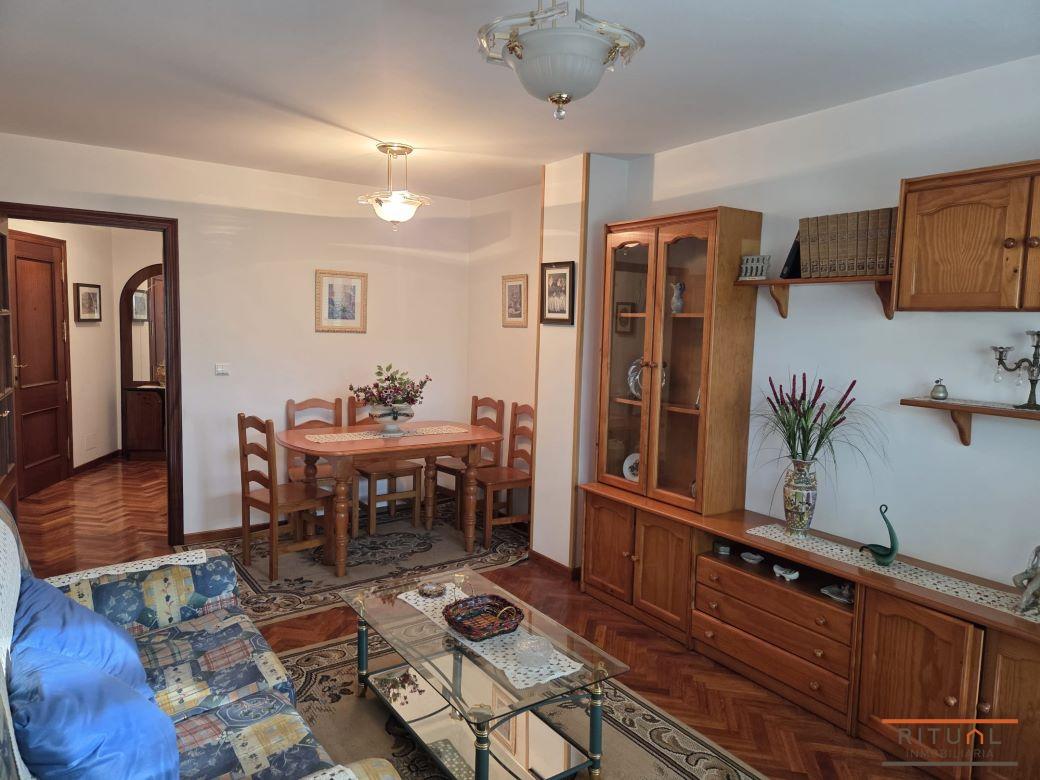 VIVIENDA A LA VENTA EN MILLADOIRO