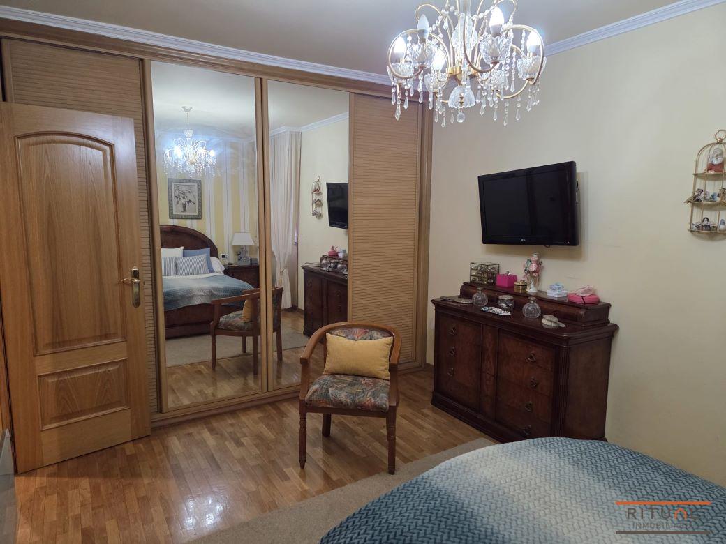VIVIENDA MUY AMPLIA DE TRES DORMITORIOS