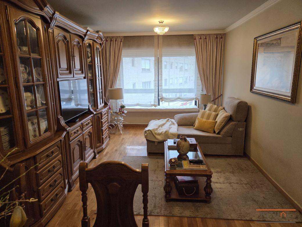 VIVIENDA MUY AMPLIA DE TRES DORMITORIOS
